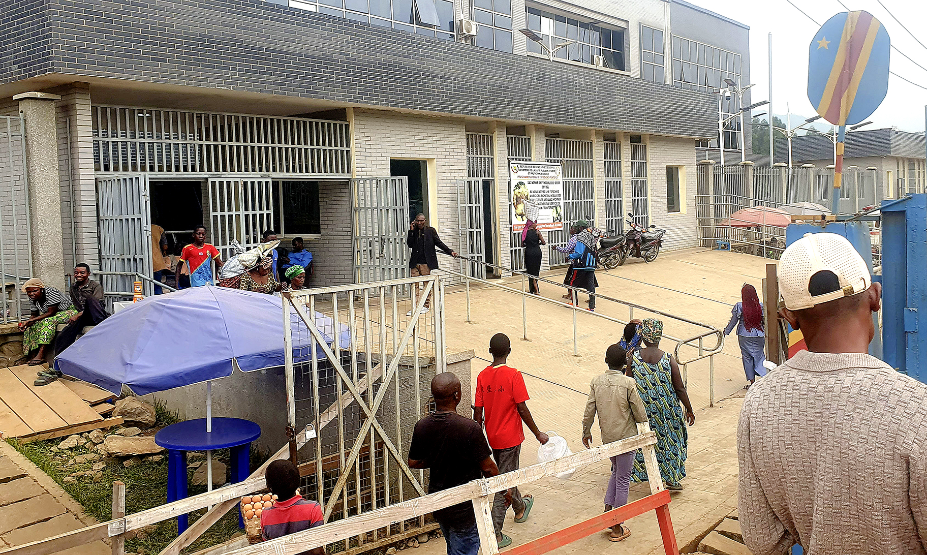 Corruption at Congo-Uganda border as health officials sell fraudulent yellow fever documents