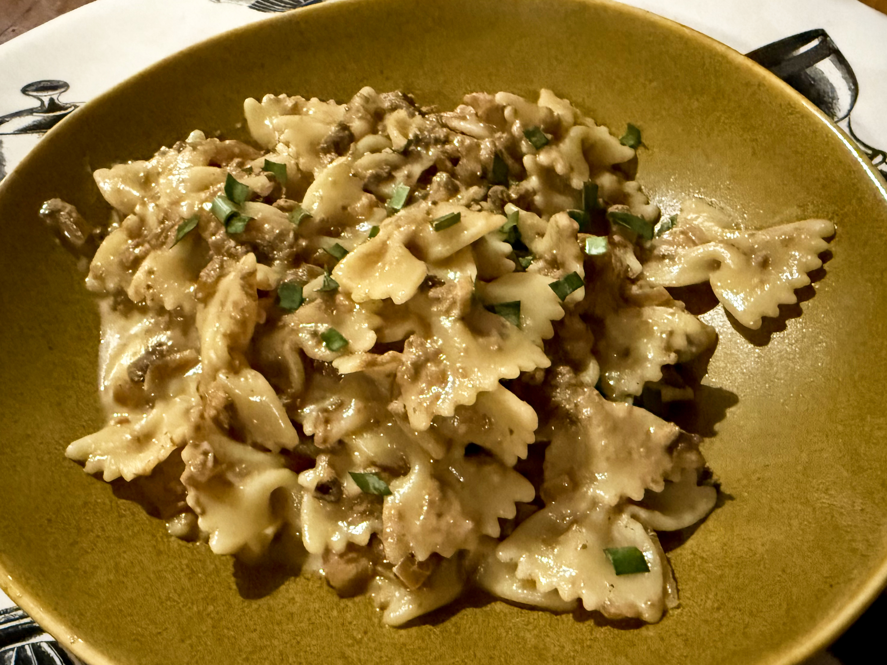 Wild-caught pink salmon and black olive tapenade pasta