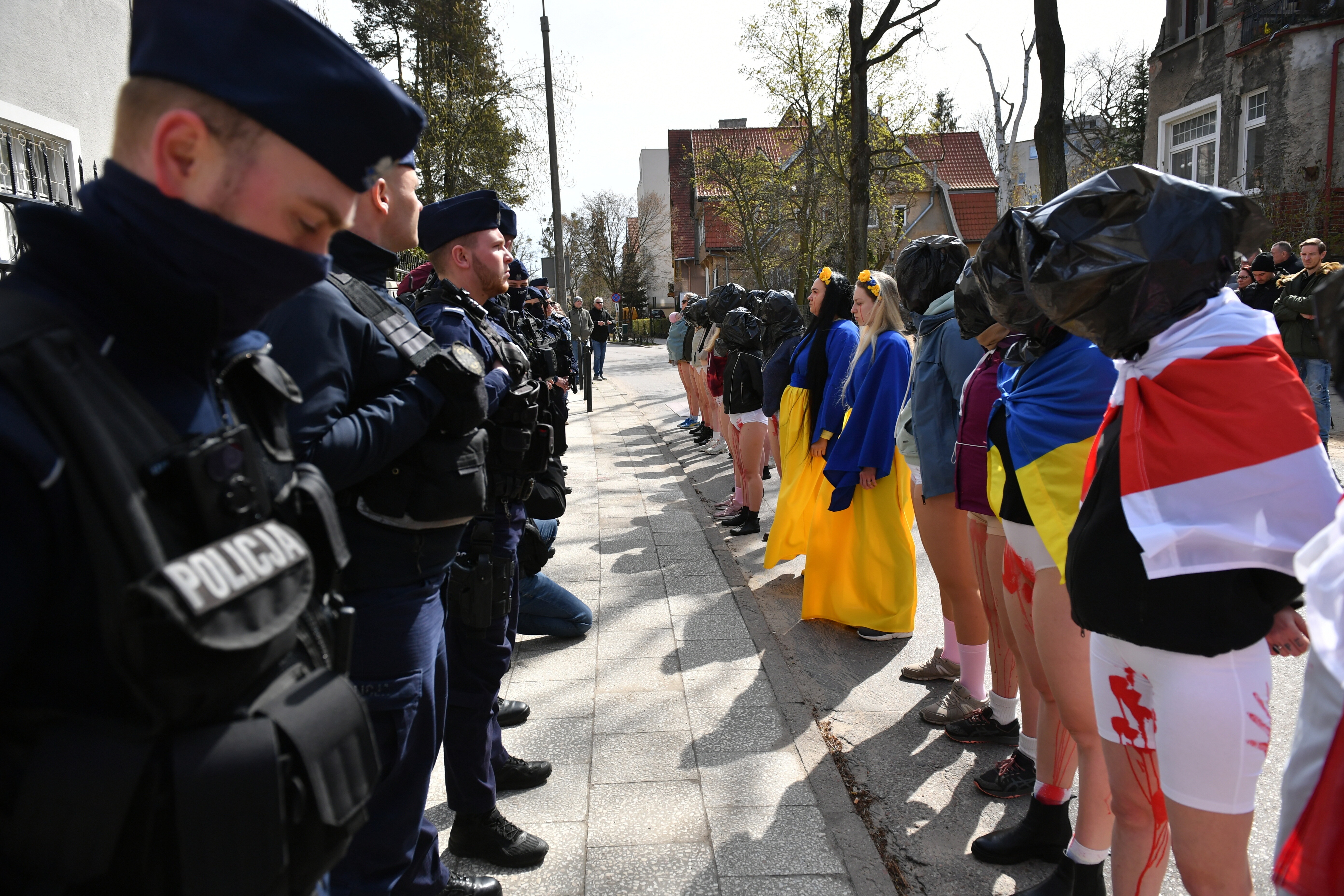 Polish women protest in front of the Consulate of the Russian Federation in Gdansk