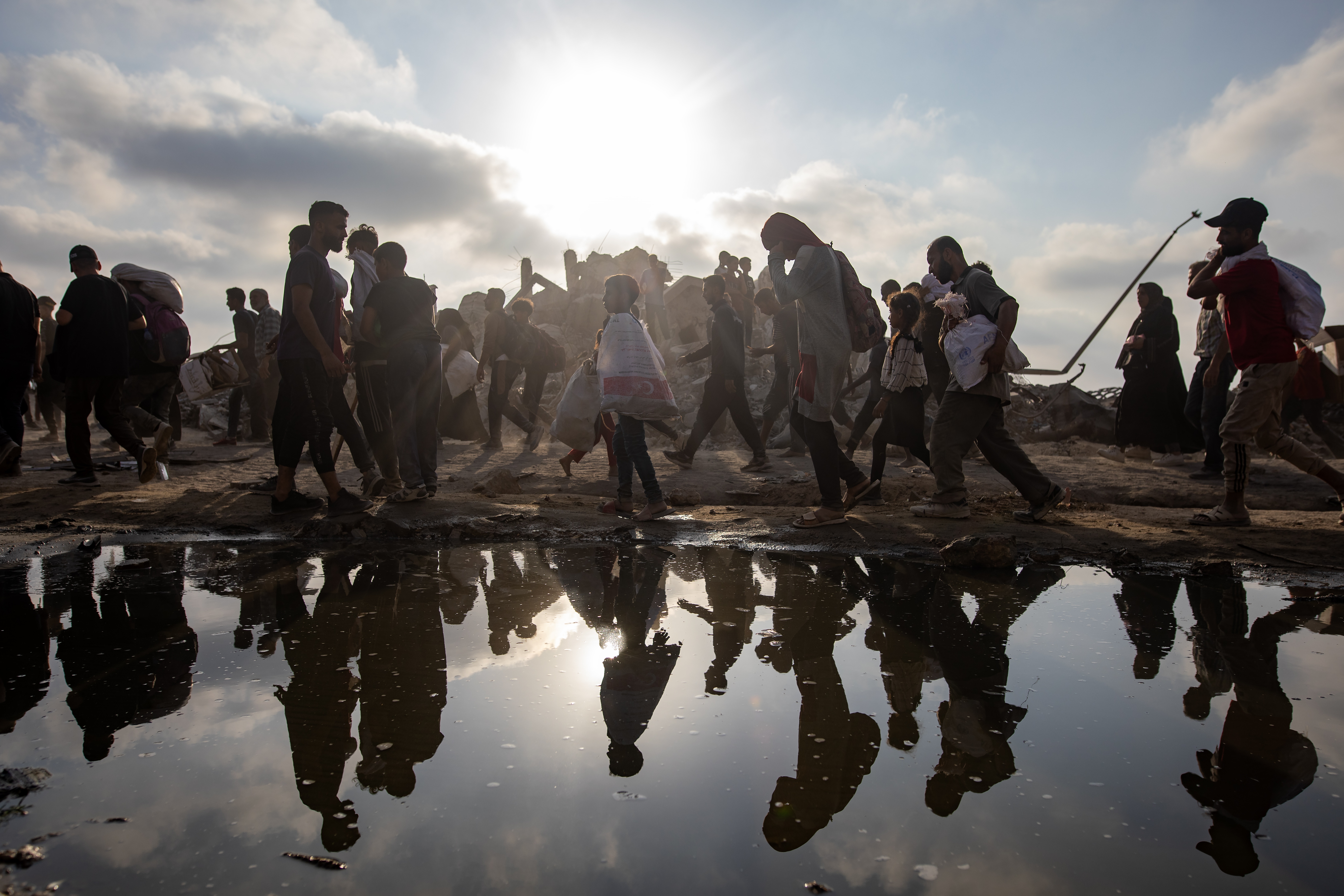Israel reopens Zikim crossing in northern Gaza for aid trucks, COGAT says