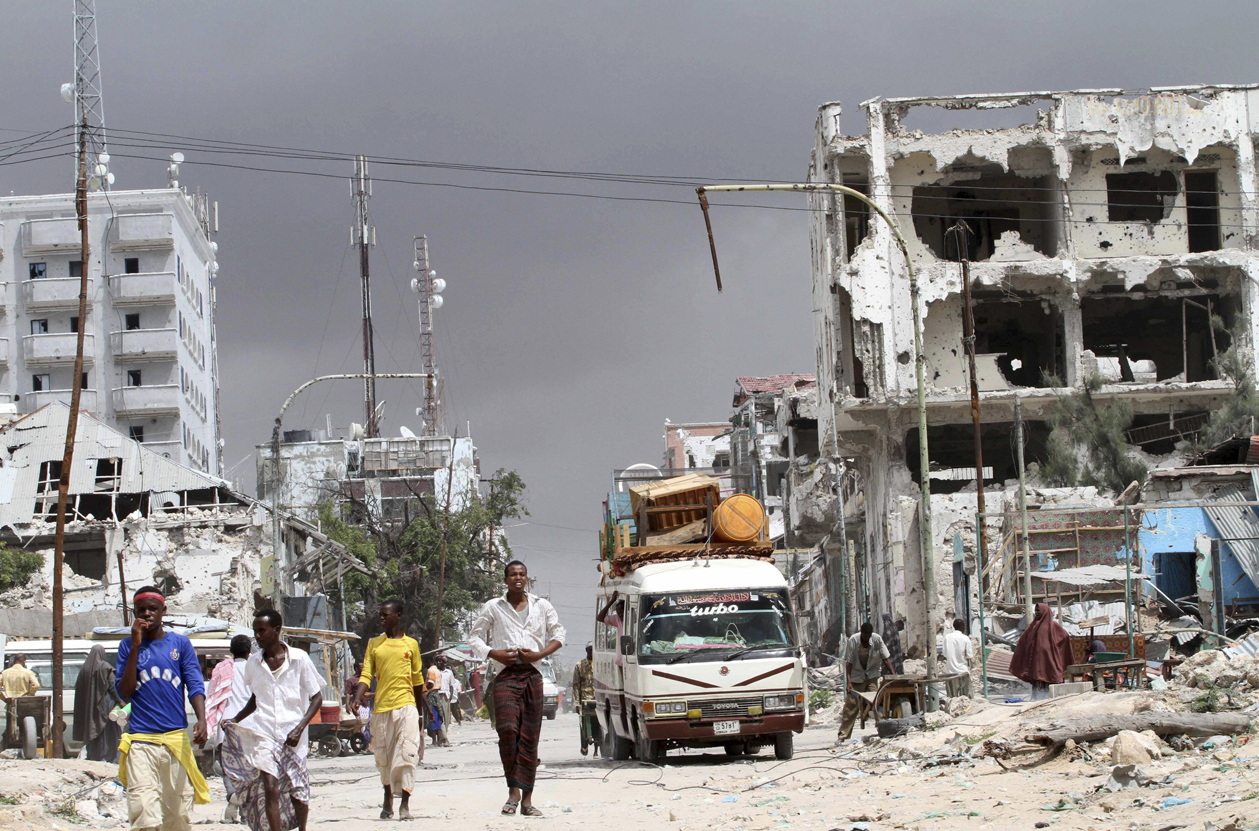 Residents flee from renewed fighting between Somalia government forces and Islamist militants in Daynile district and Elasha Biyaha in Mogadishu
