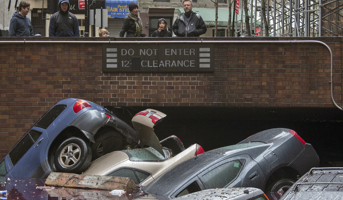 Monster storm leaves US East Coast crippled; 30 dead