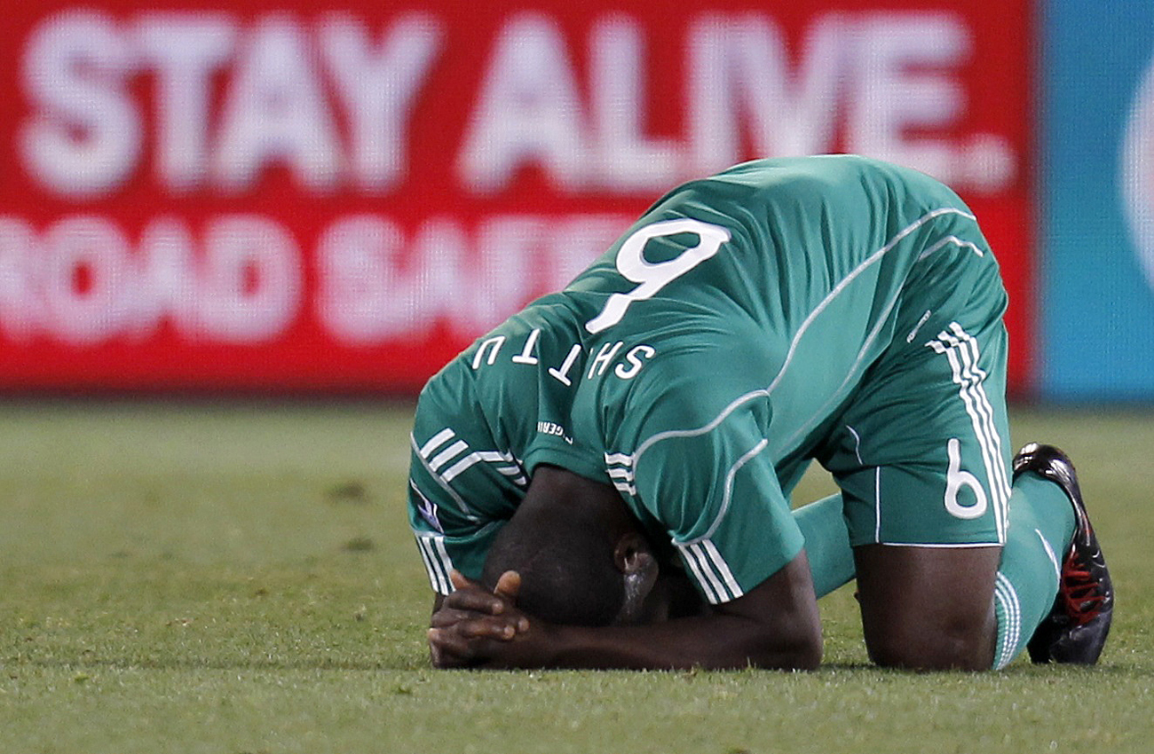 Greeks outsmart, outfight Nigeria, earn their first-ever World Cup victory