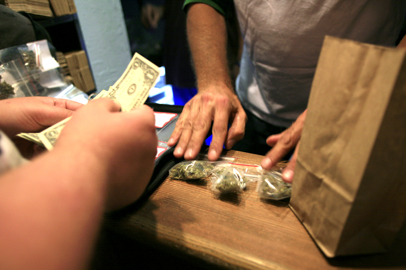 Medical marijuana: Obama kinda chilled about it