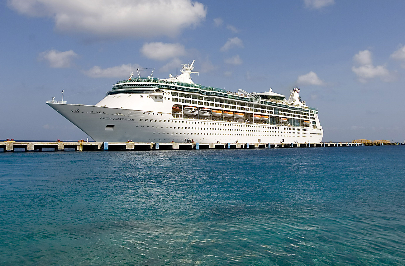 Haiti: cruise ships dock at private beach for fun in the sun