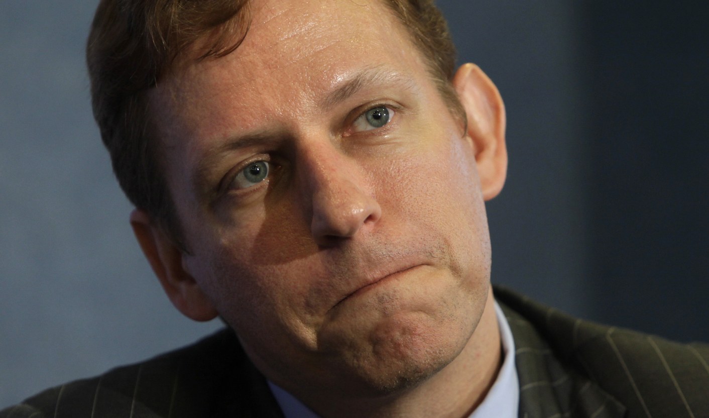 Facebook's director in spotlight after cashing out