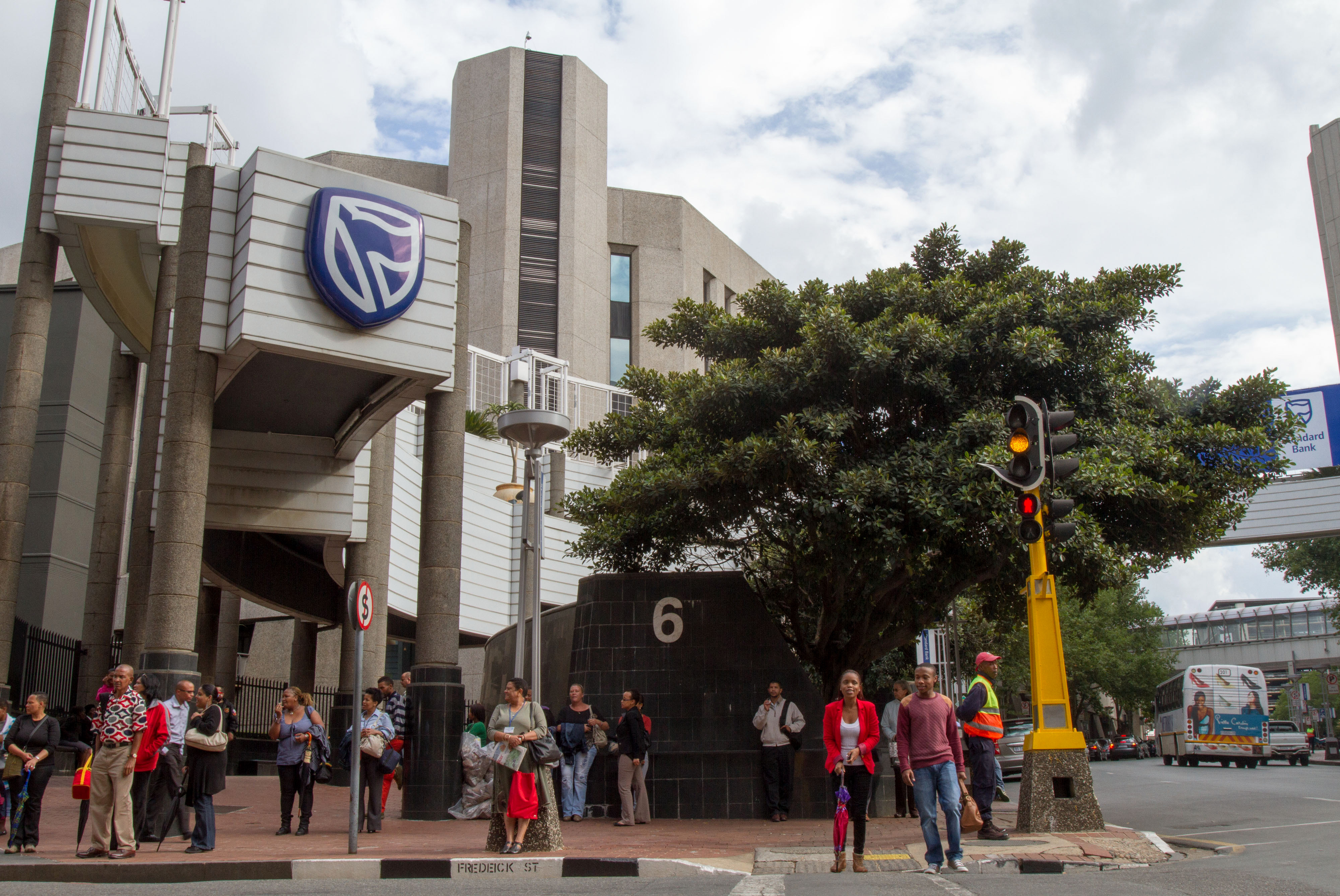 South African Court Blocks Biggest Bank Strike Since 1920