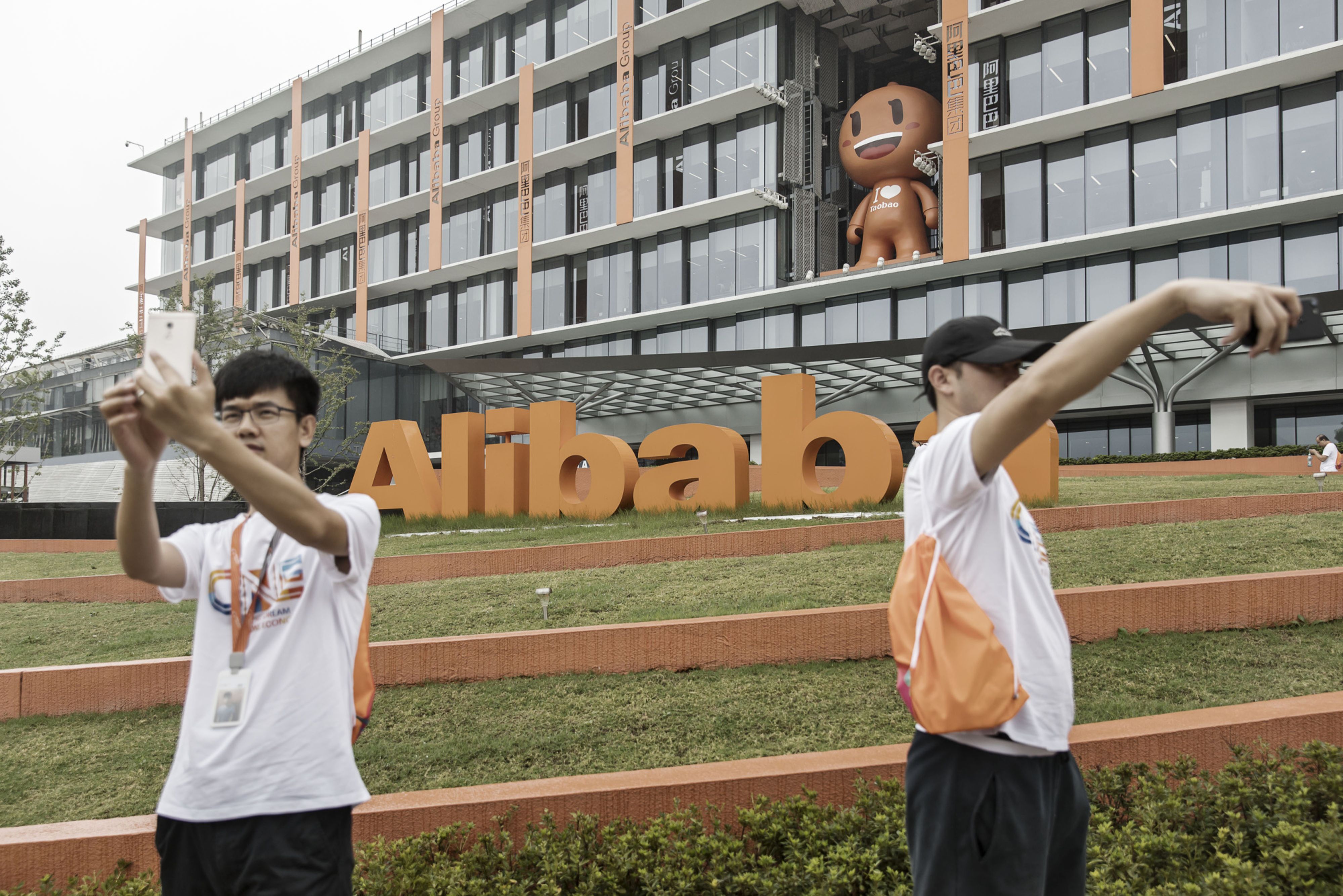Alibaba Hunts for a Million Influencers Keen to Make Big Money