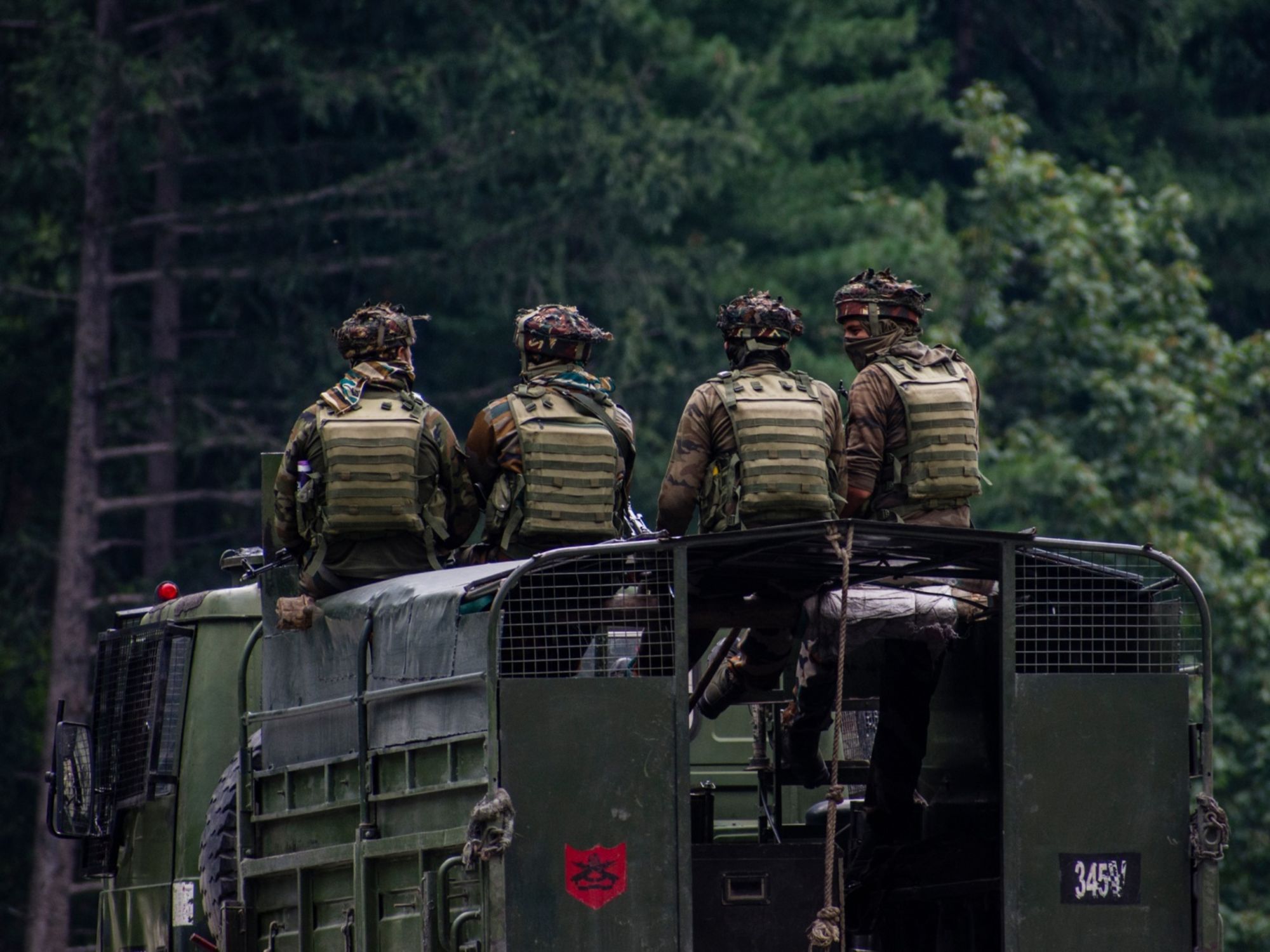 Chinese and Indian Troops in Fresh Clashes Along Disputed Border