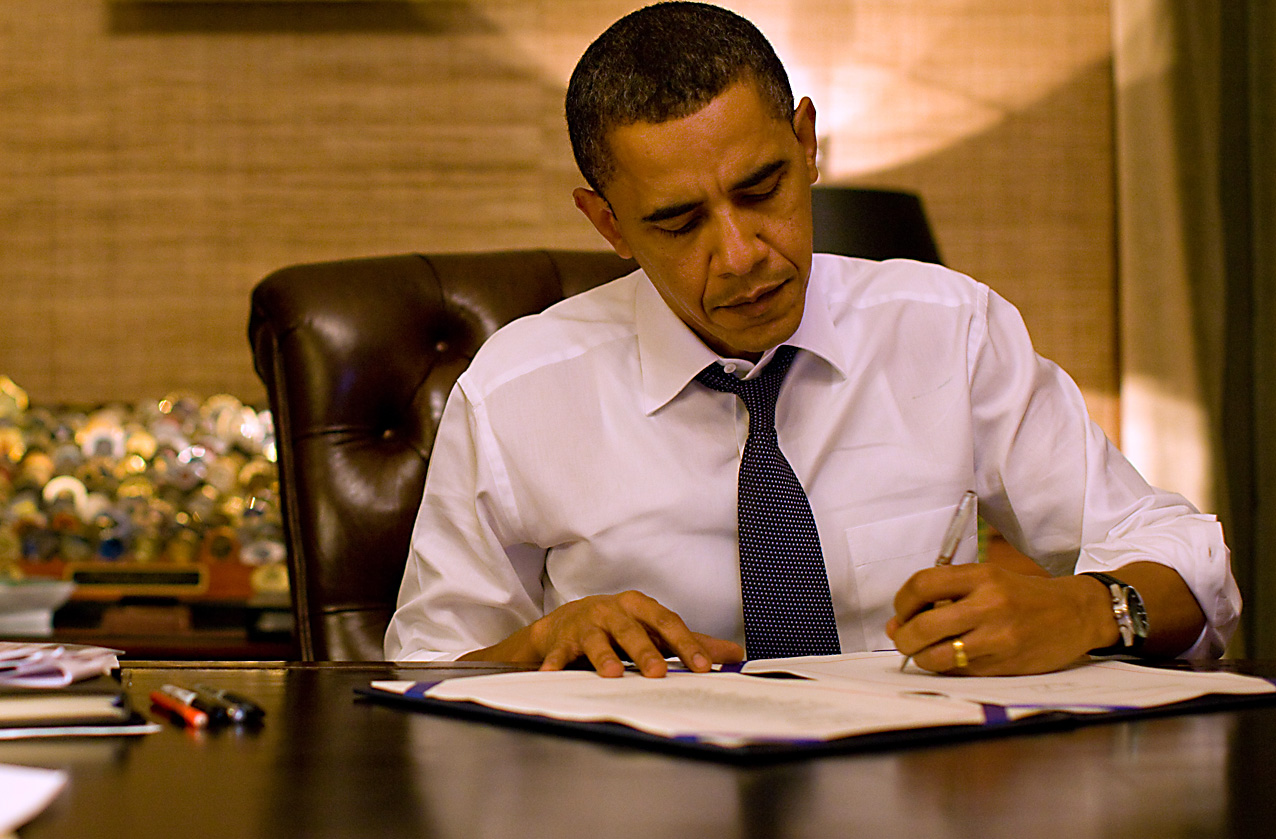 Analysis: Obama at the crossroads