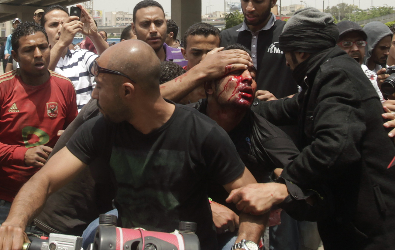 Ghost of Mubarak haunts Egypt's electioneering