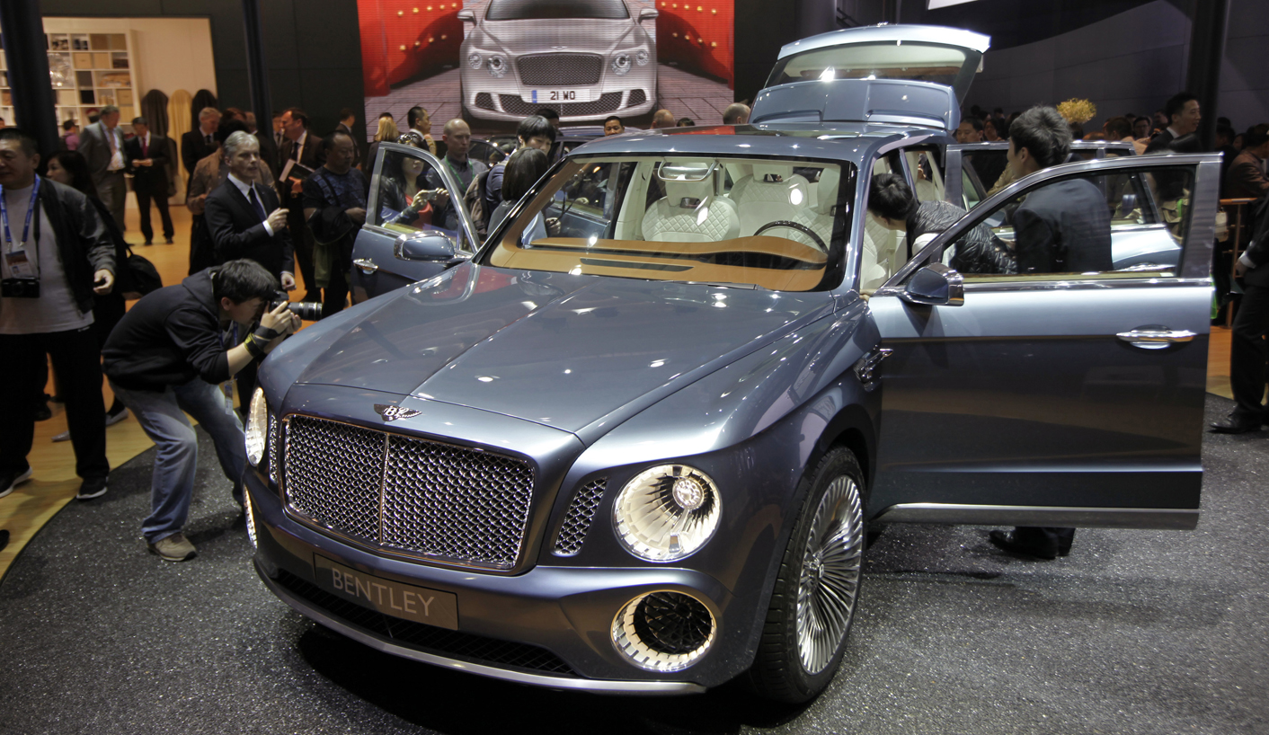 Bentley, Lamborghini may delay SUVs - sources