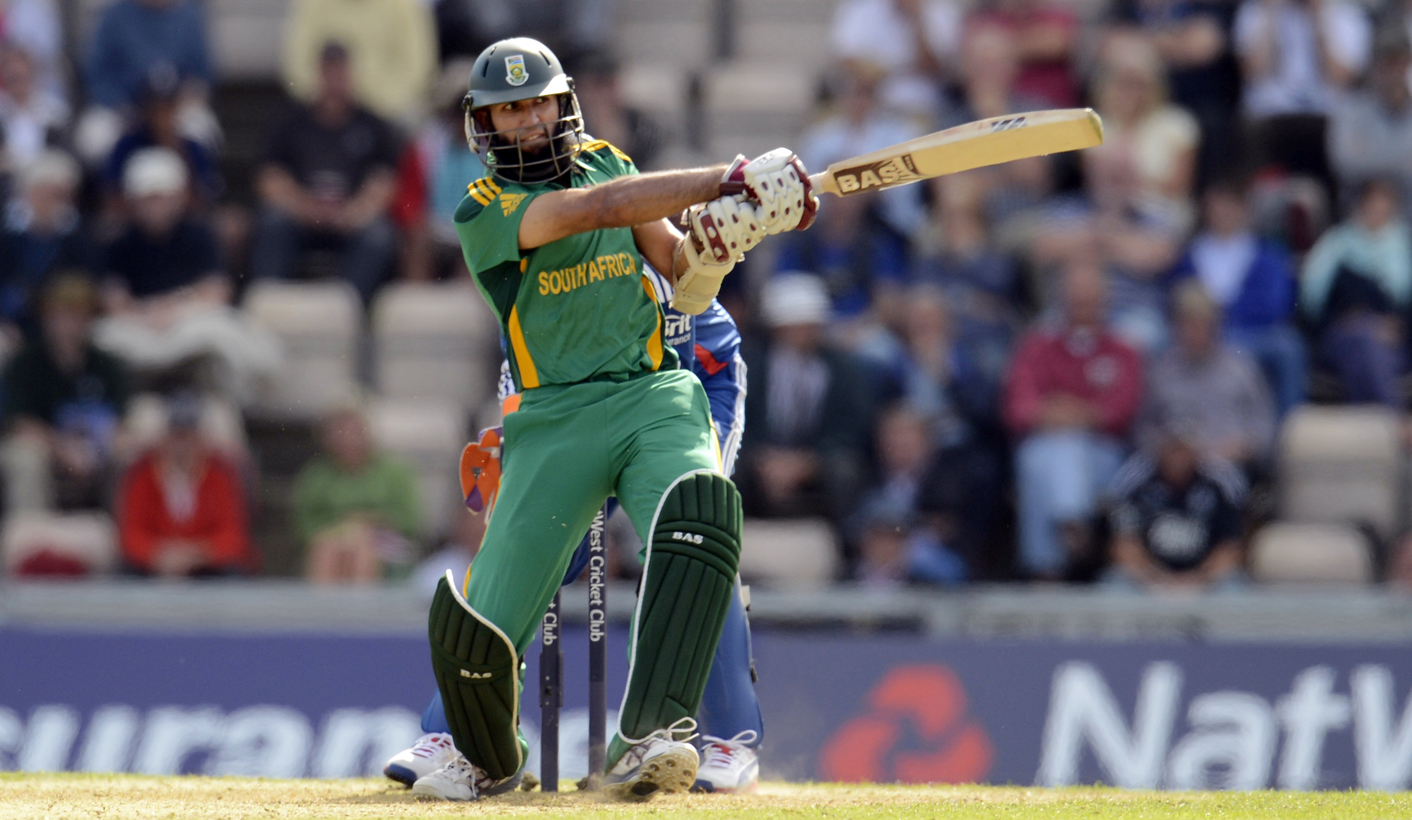 Amla's class sets up crushing victory