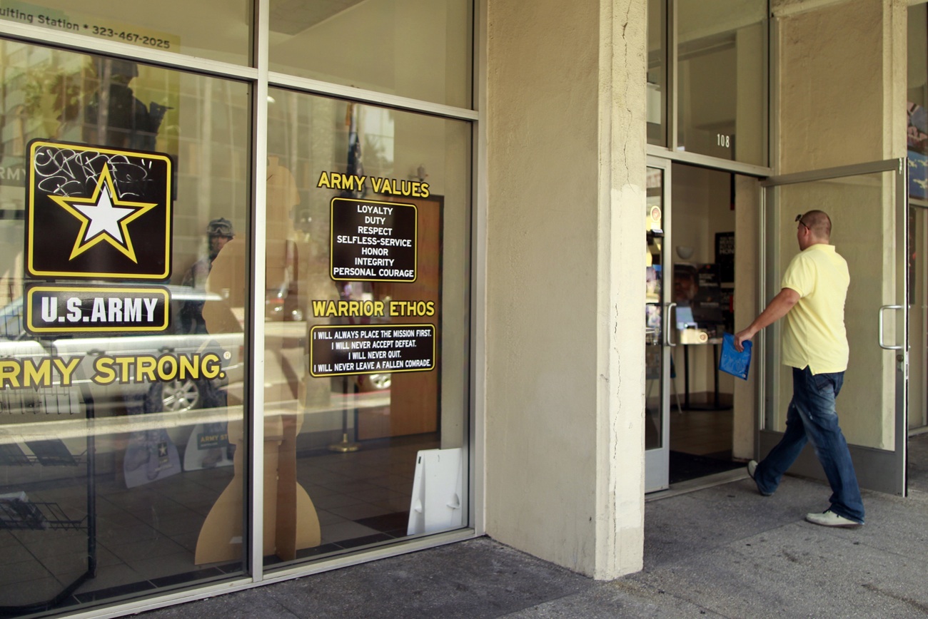 US military now free to Ask and Tell