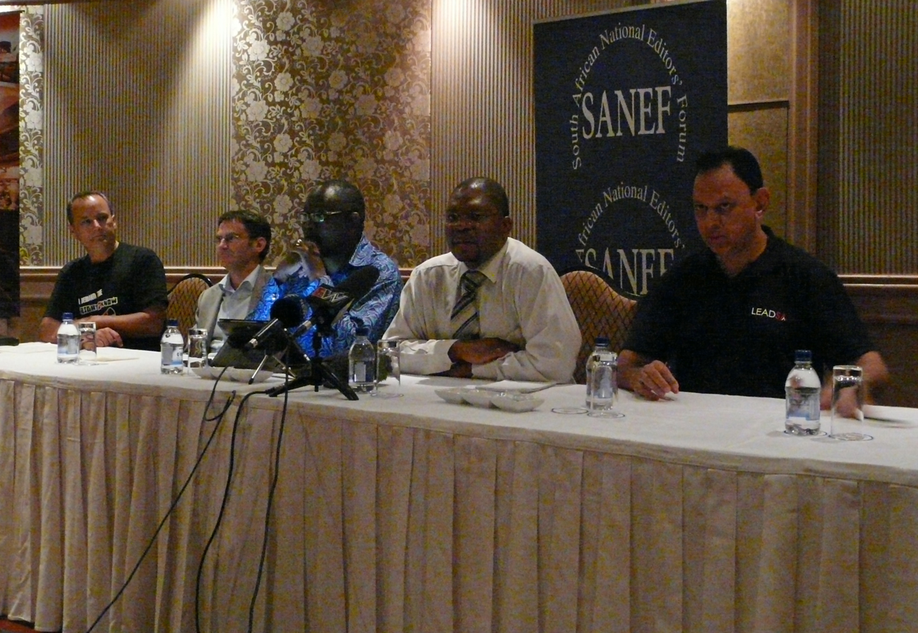 Cosatu, R2K and Sanef to work together against the Secrecy Bill