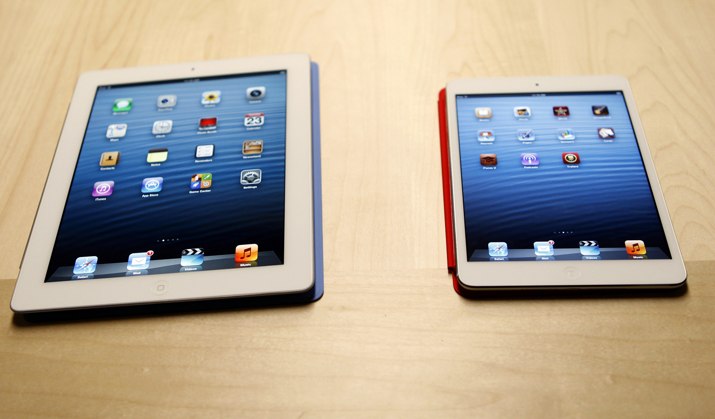 Apple unwraps mini-iPad to take on Amazon, Google