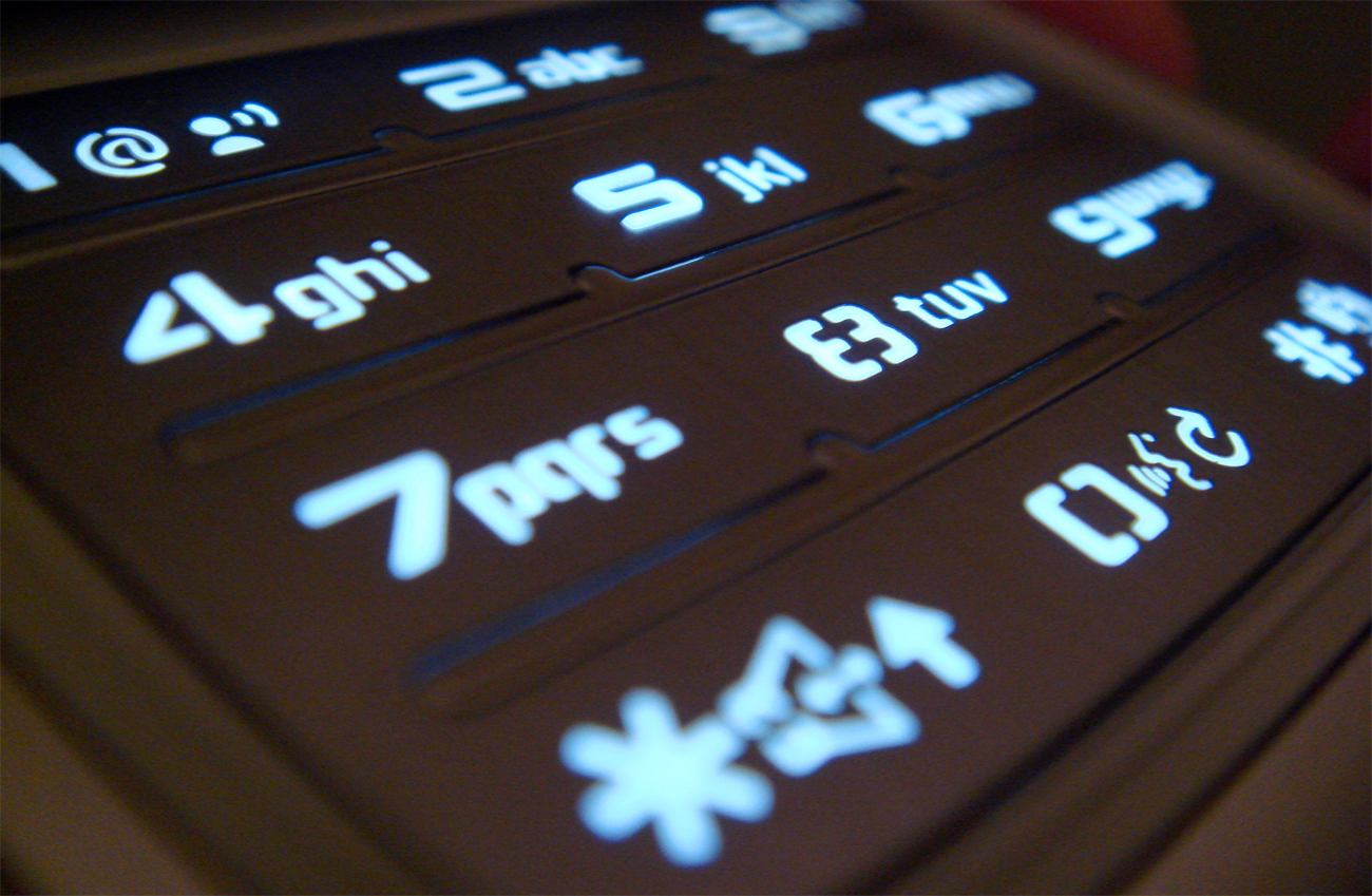 Vodacom to Icasa: give us your lunch money, or eat a lawyer sandwich