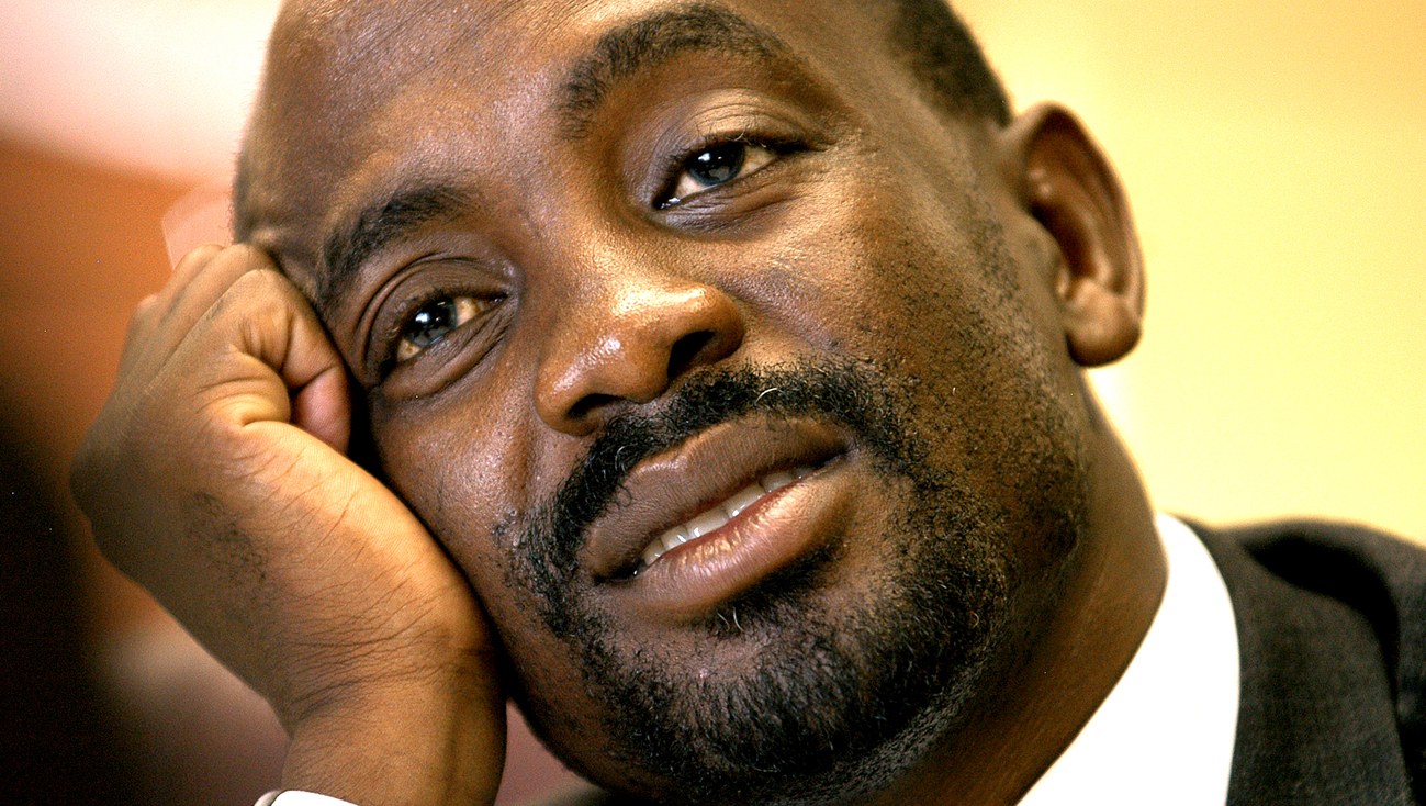 Government finally drops Menzi Simelane for good