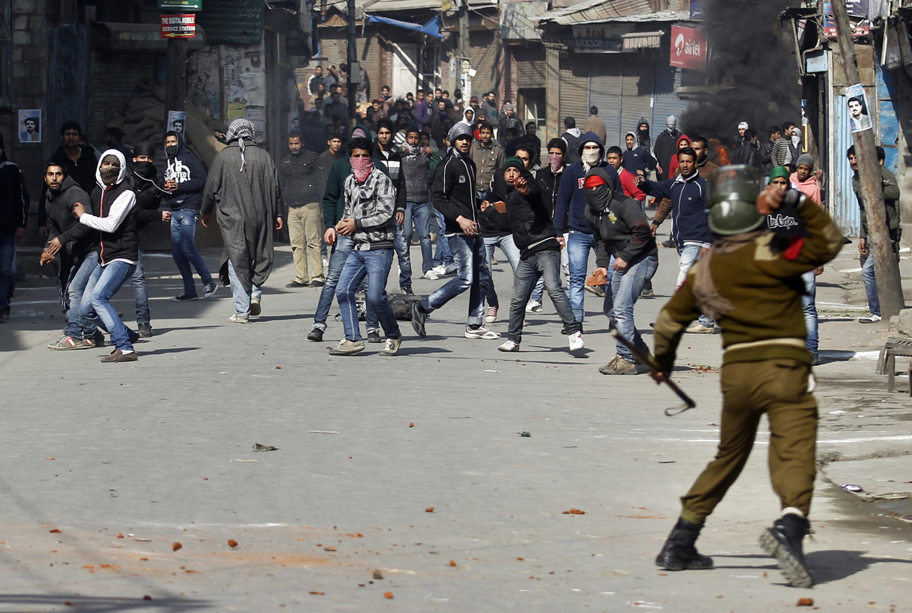 'Accidental' killing by army sparks Kashmiri protests