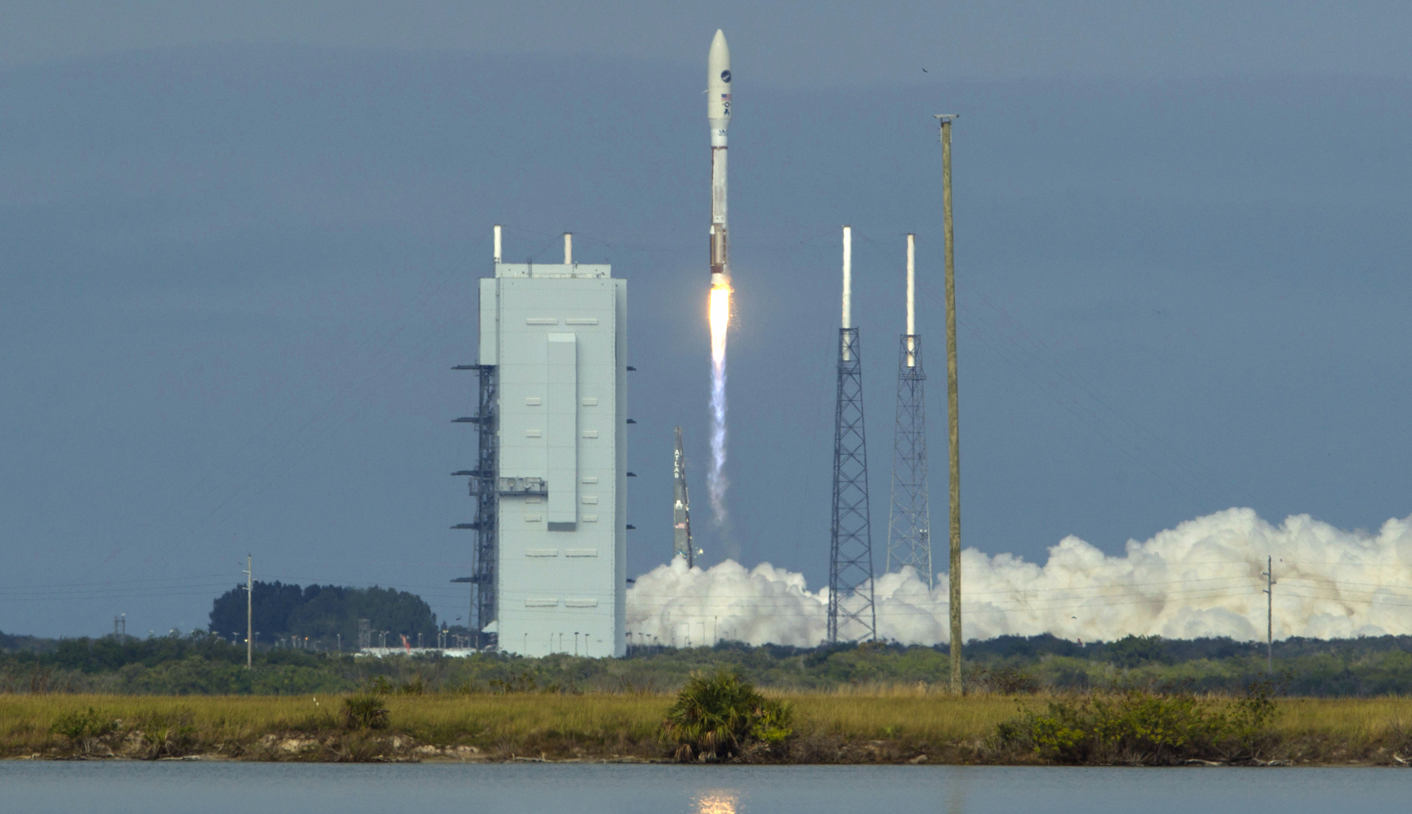 US military's secret mini-shuttle lifts off from Florida