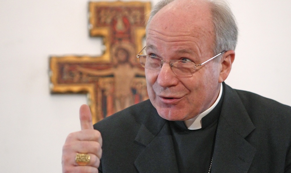 Austrian cardinal cracks down on rebel priests