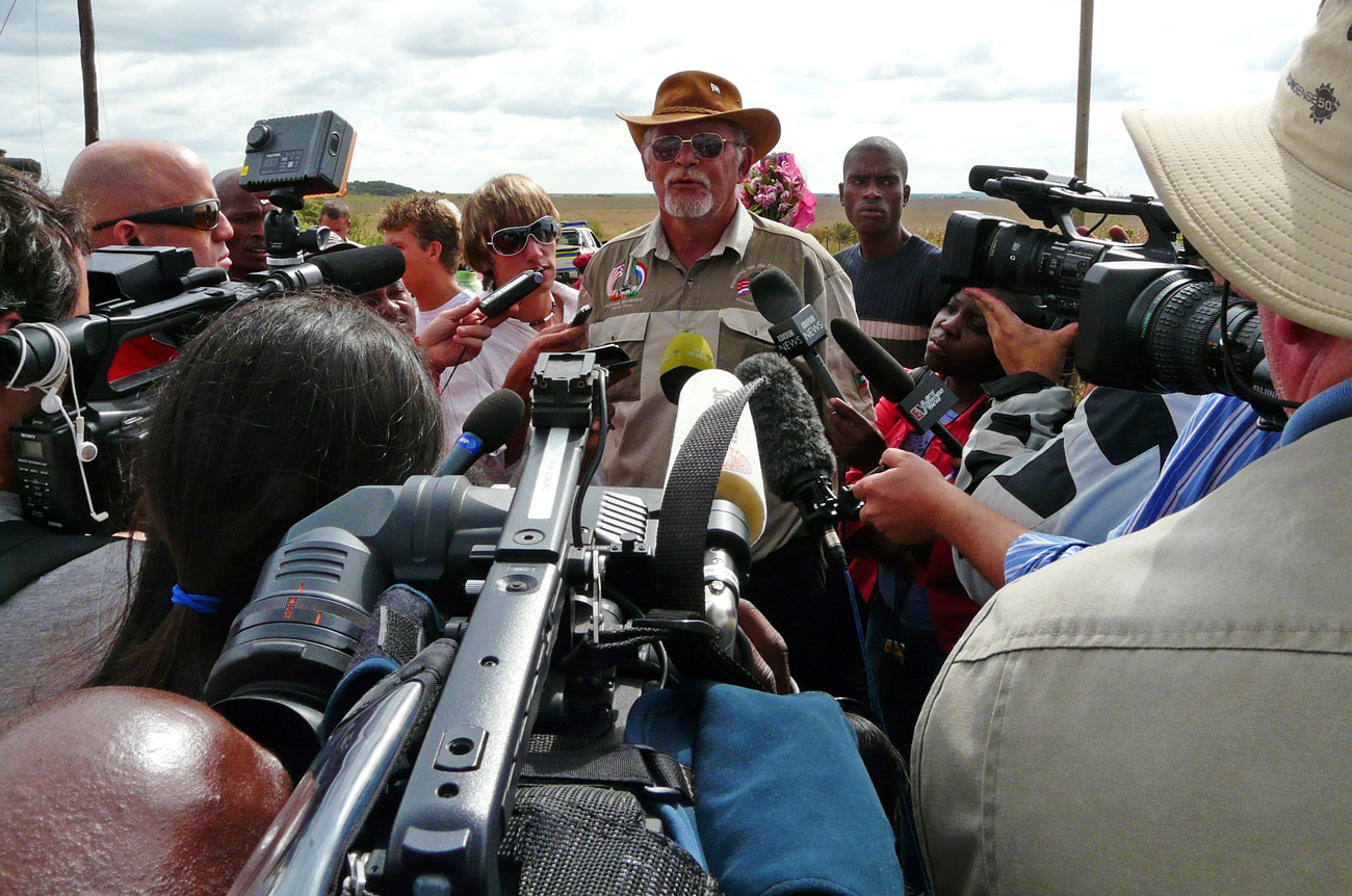 Terre'Blanche's murder: Lekota spews fire, AWB calls for calm