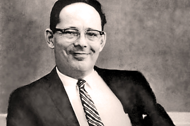 Cryonics guru Robert Ettinger dies, his life put on ice