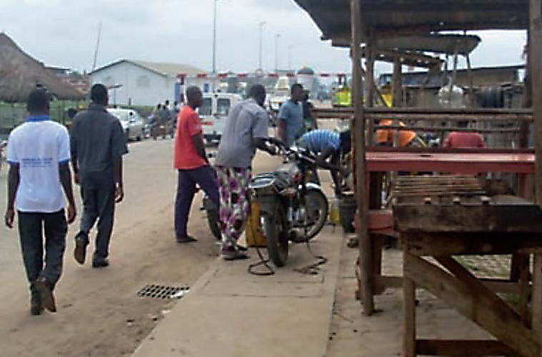 Dirty petrol: The story of Benin's benevolent fuel bandits