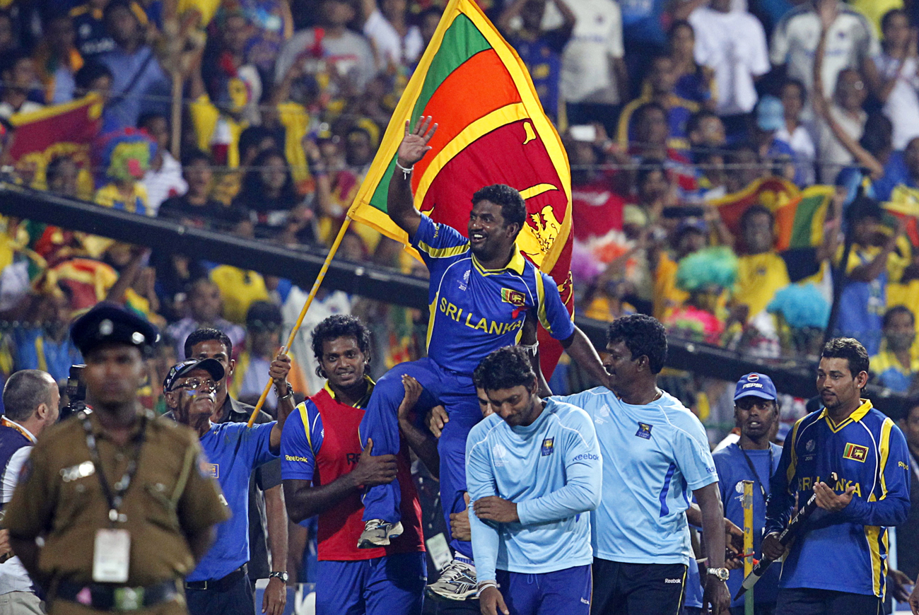 Cricket World Cup: Murali's goodbye gift to home crowds as Sri Lanka head for final in India