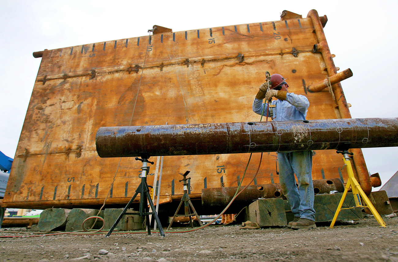 05 May: BP’s hopes hinge on containment domes to cap Gulf of Mexico oil leak