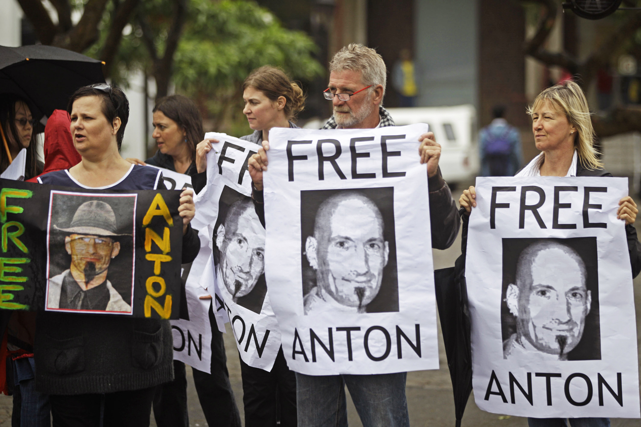 Hammerl's supporters demand SA government gets its act together