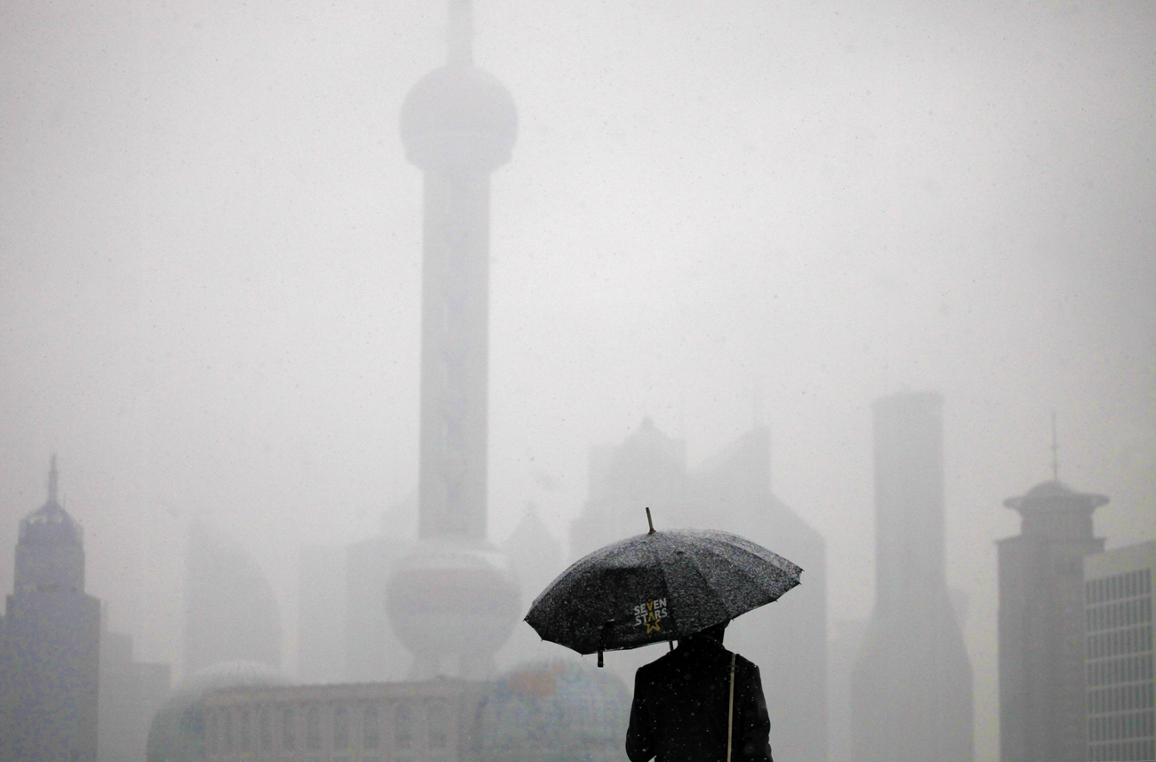 Shanghai braking, switching lanes