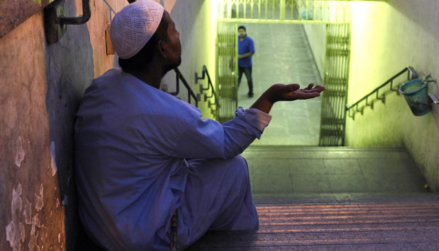 Nervous Egypt prepares to scrap subsidies