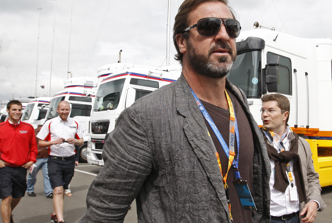 King Cantona returns to rule his overseas territories