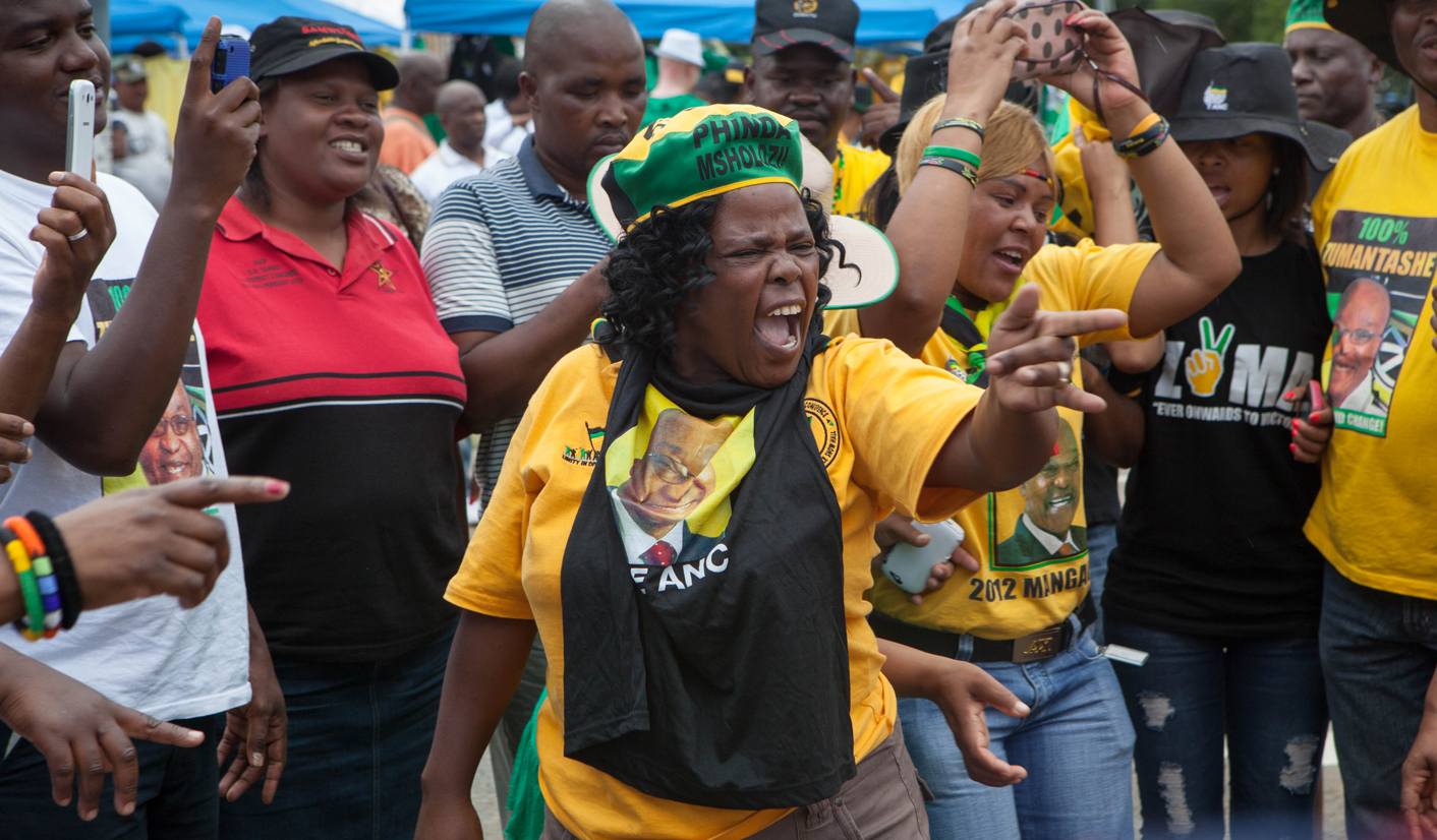 Zuma supporters at the UFS campus gates