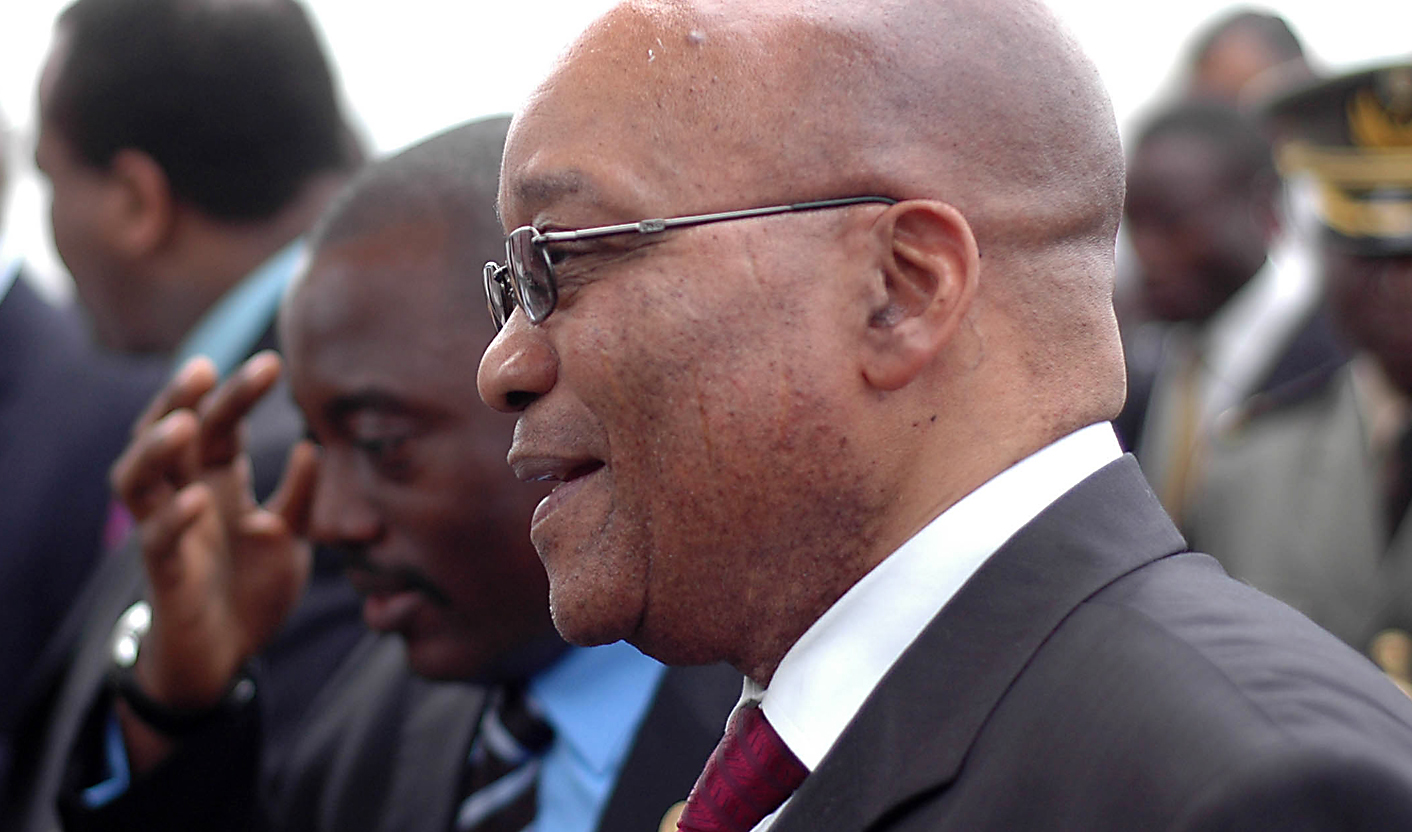 South Africa's President Zuma and his Democratic Republic of Congo's counterpart Kabila arrive at the opening of the Heads of SADC states meeting in Kinshasa