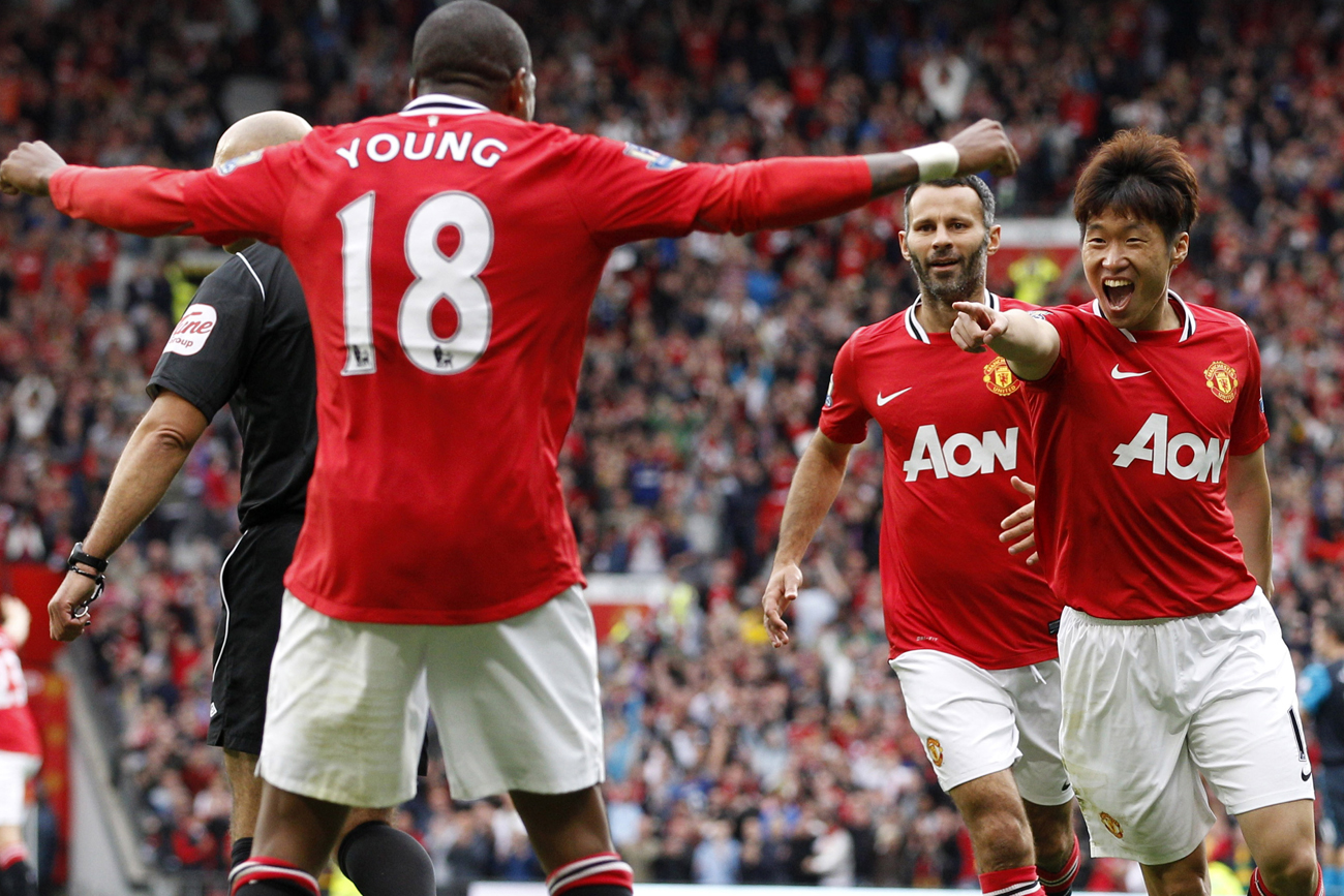 Manchester United goes for non-broke in Singapore