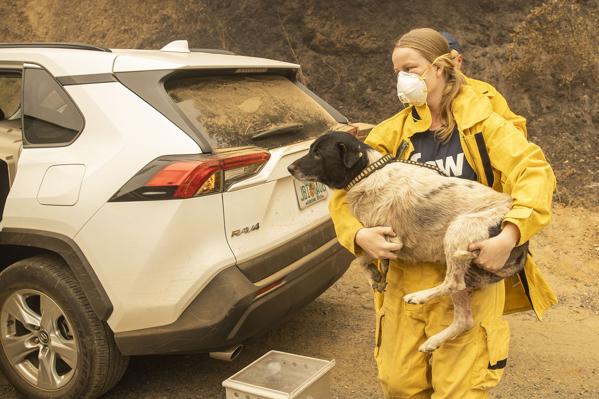 Western USA burns as Trump supporters take to the water in the east