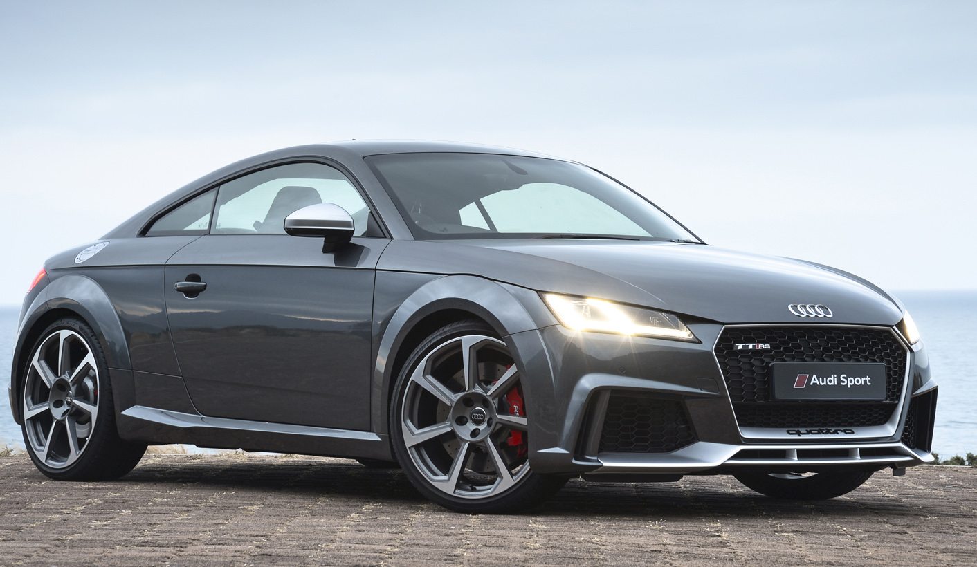 Audi_TTRS_15-main-photo