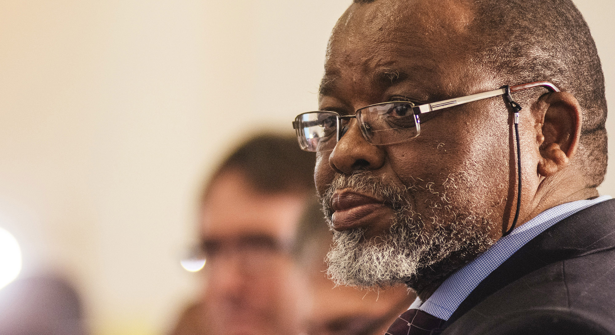 Government pledges to tackle serious mining application backlogs