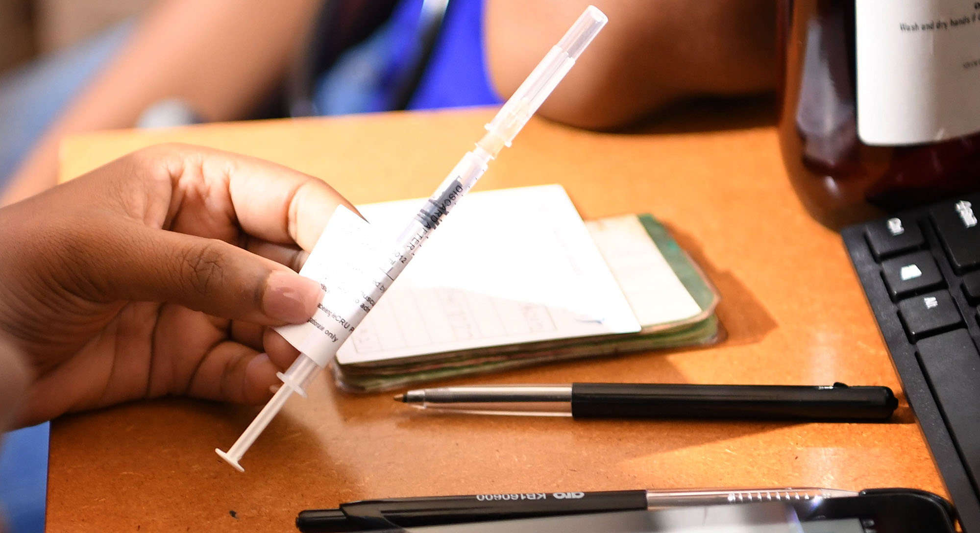 Defence force union drops court threat after assurance that military healthcare workers will be vaccinated