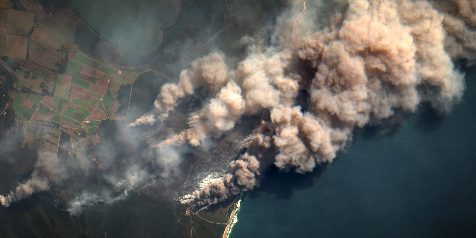 Satellite imagery of Australia fires