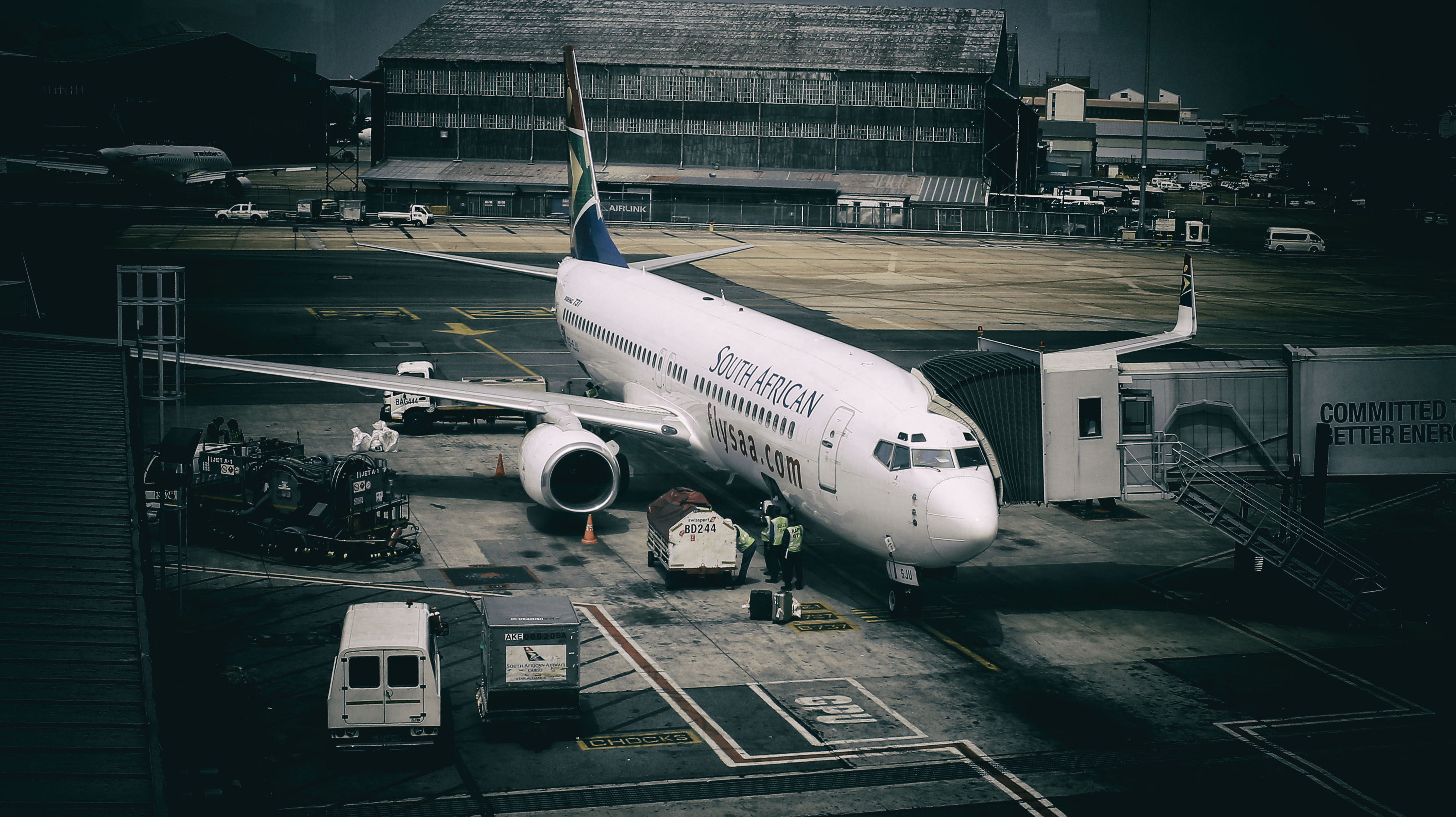 South African Airways lost over $700 mln in past 2 years - documents