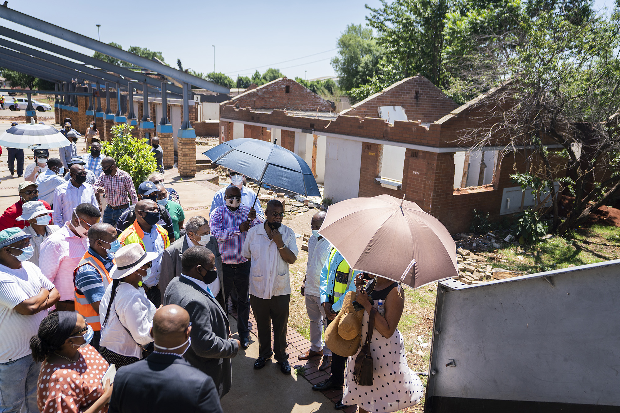 Officials say no contingency plans for train commuters