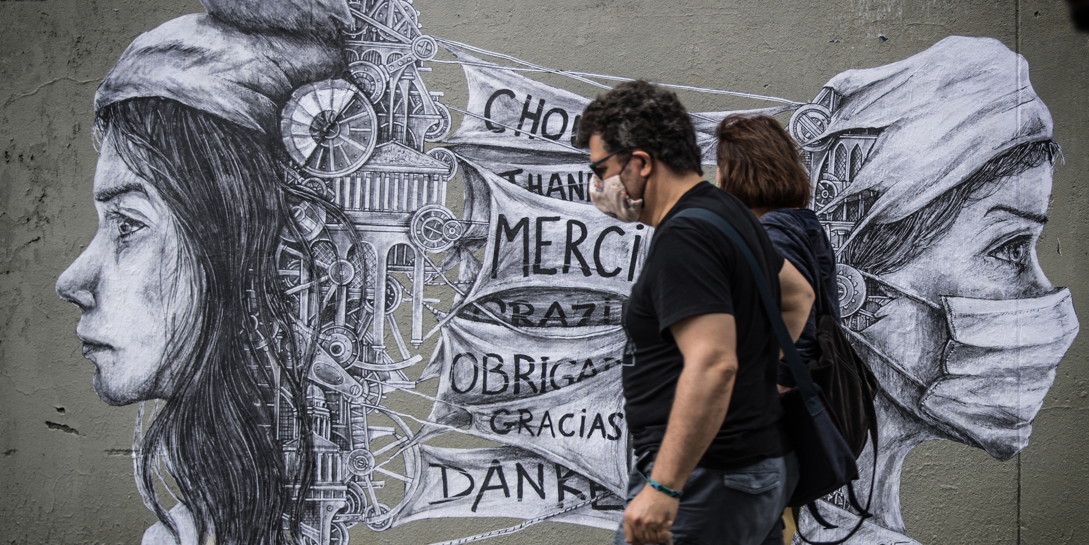 Daily life in Paris as lockdown is gradually lifted in France