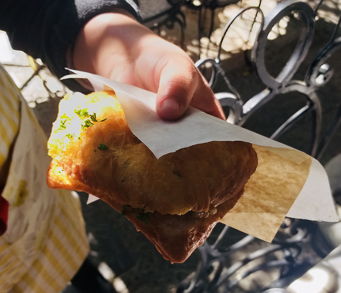 Curry Bunny: Have your vetkoek and eat it, too