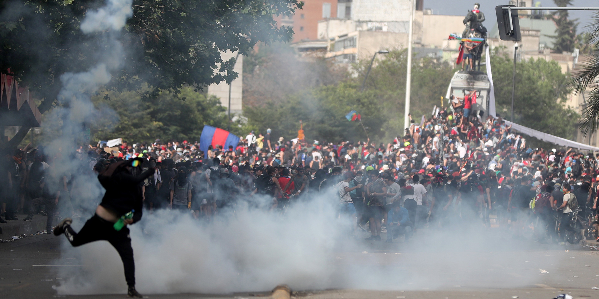 Stochastic populism: the wave of the future?