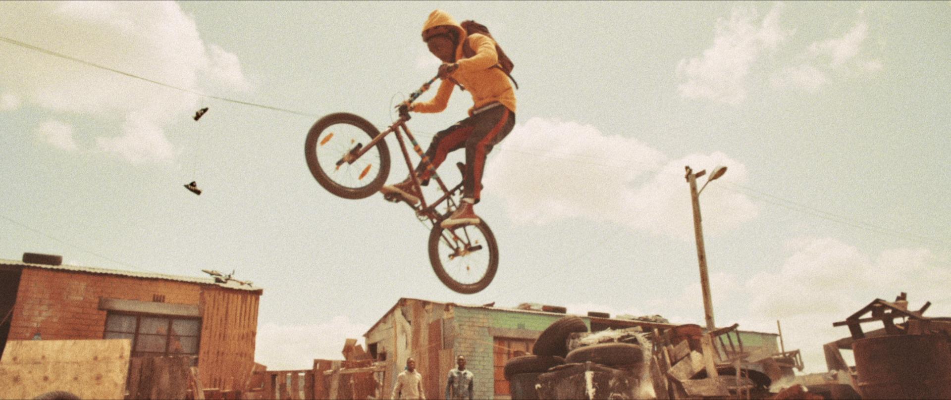 Charles Mnene plays aspirant BMX champ Joshua Hondo in 'Riding with Sugar'