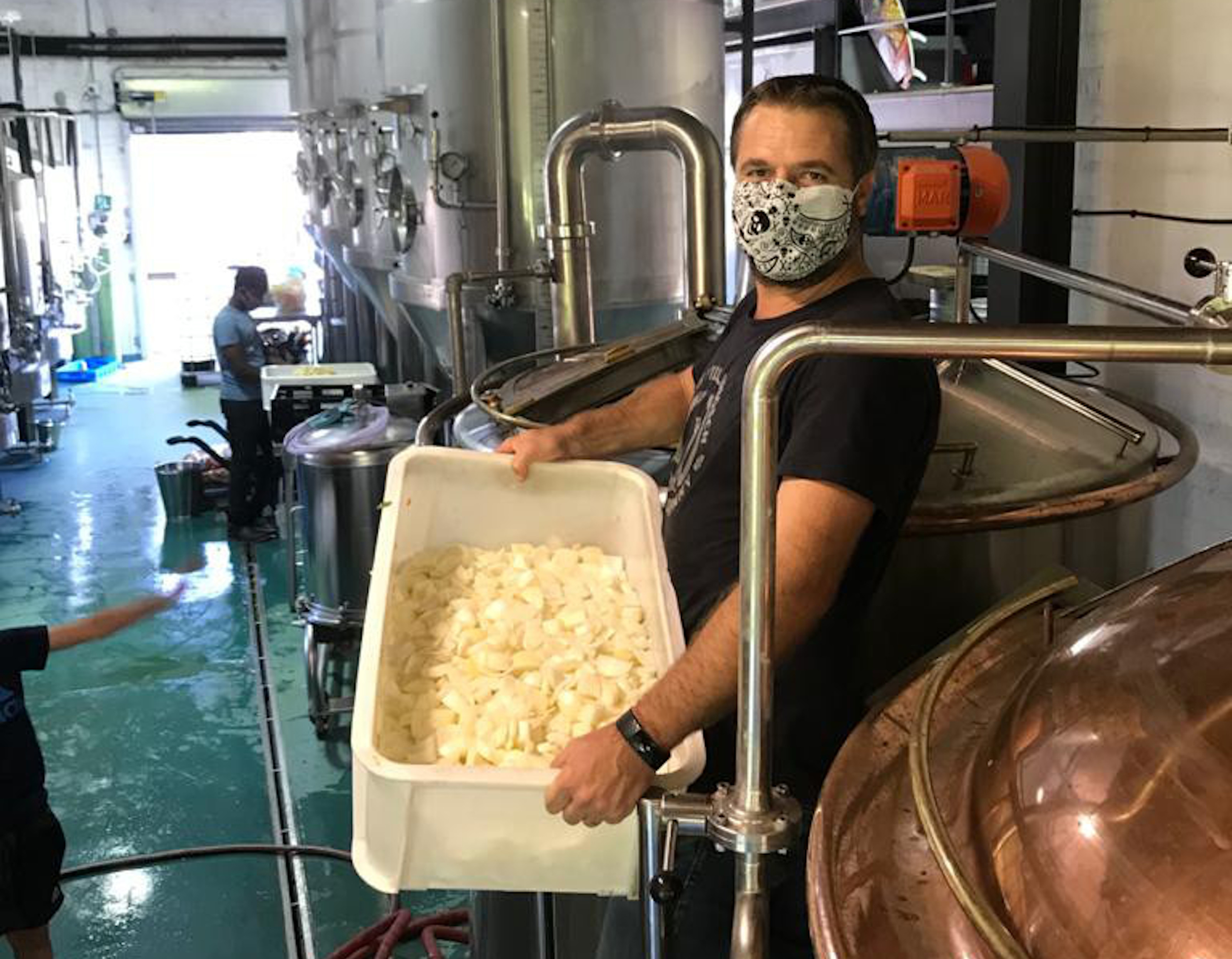 ‘Let the little guys sell’ so that craft brewers can survive ban