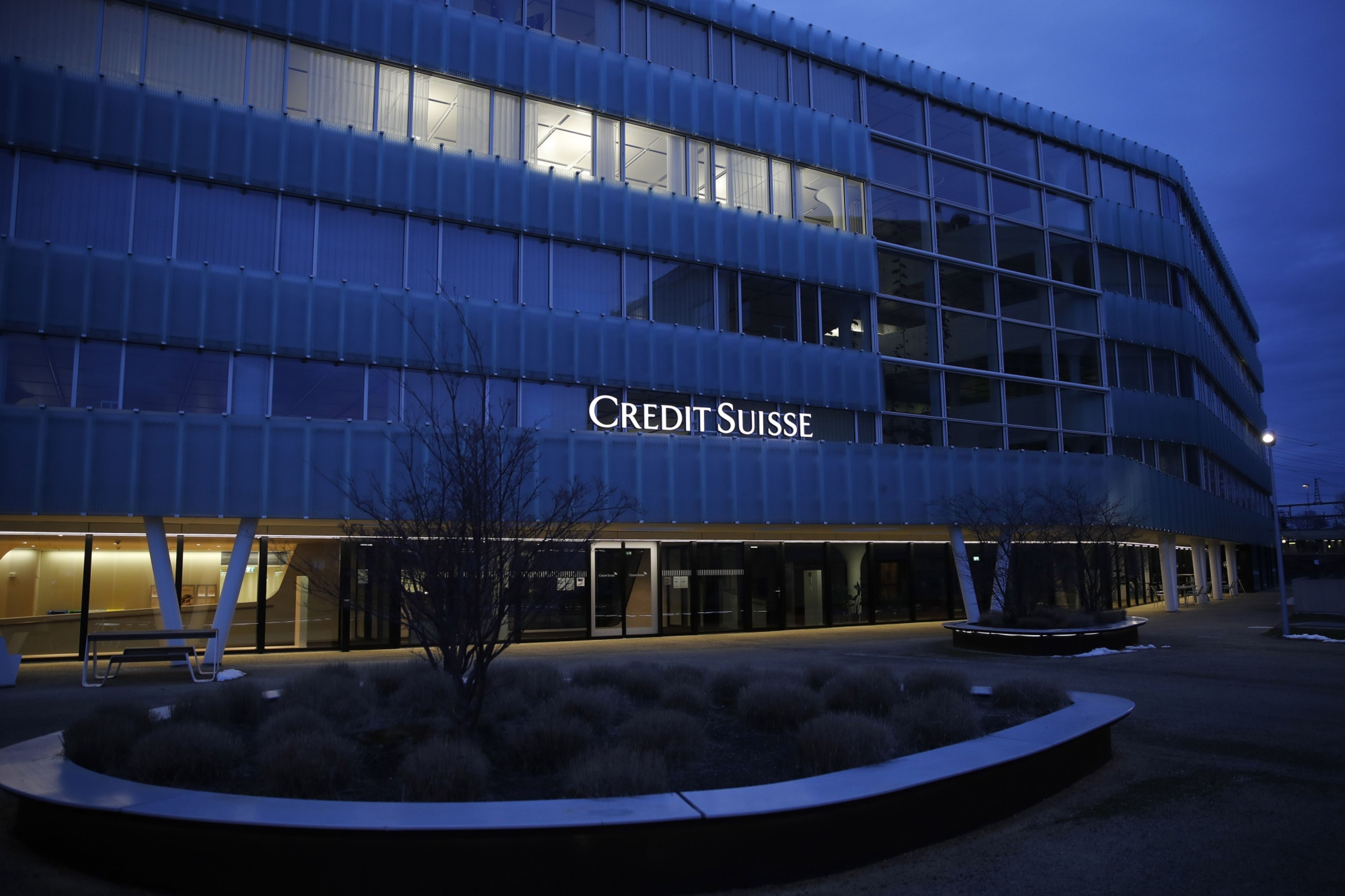 Credit Suisse Group AG Branches Ahead Of Earning